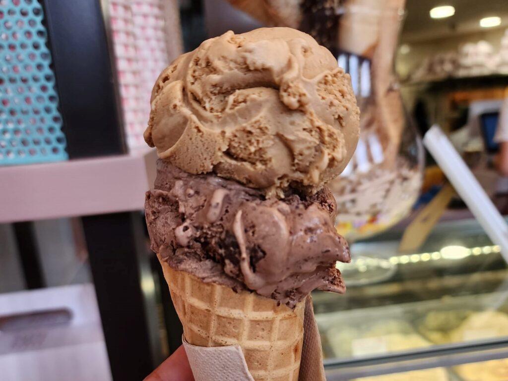 גלידה שווה במרכז ברצלונה